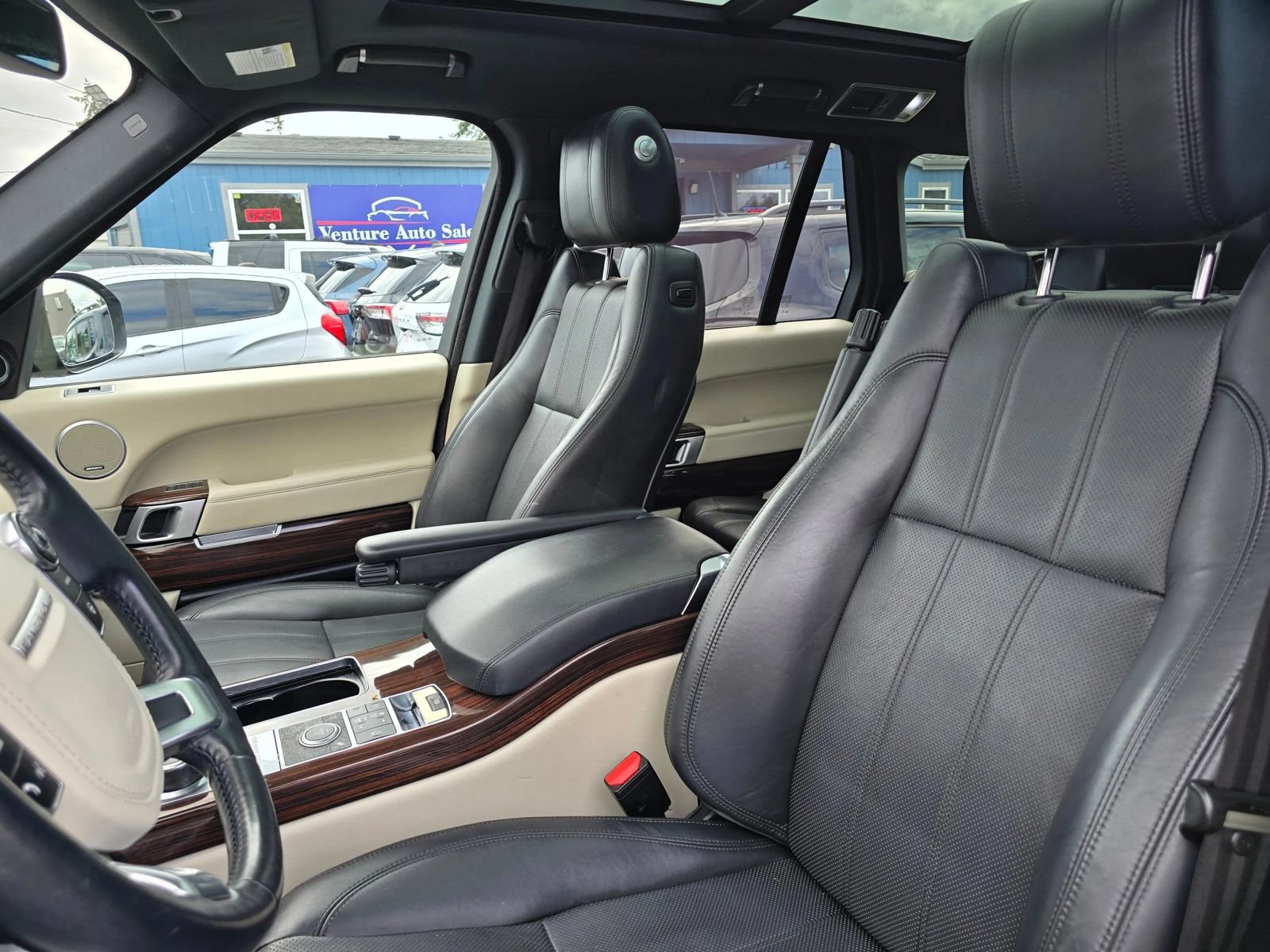 Used 2014 Land Rover Range Rover Supercharged AWD/4WD image 21