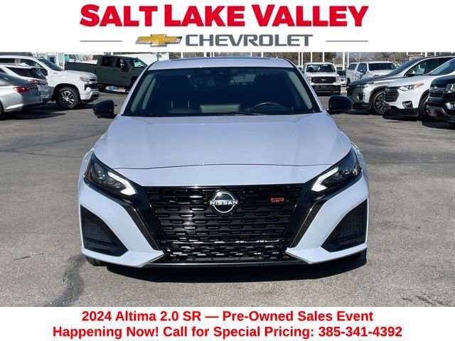 Used 2024 Nissan Altima 2.0 SR image 2