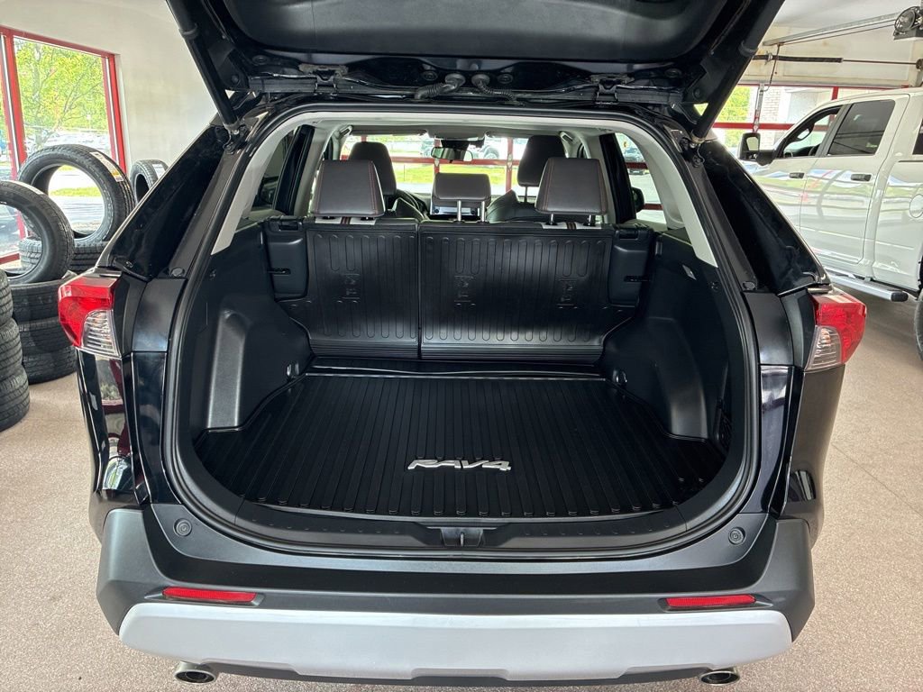 Used 2019 Toyota RAV4 Adventure w/ Cold Weather Package AWD/4WD image 13