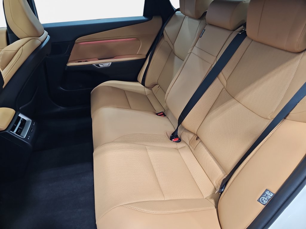 Used 2026 Lexus ES 500e w/ Convenience Package AWD/4WD image 12