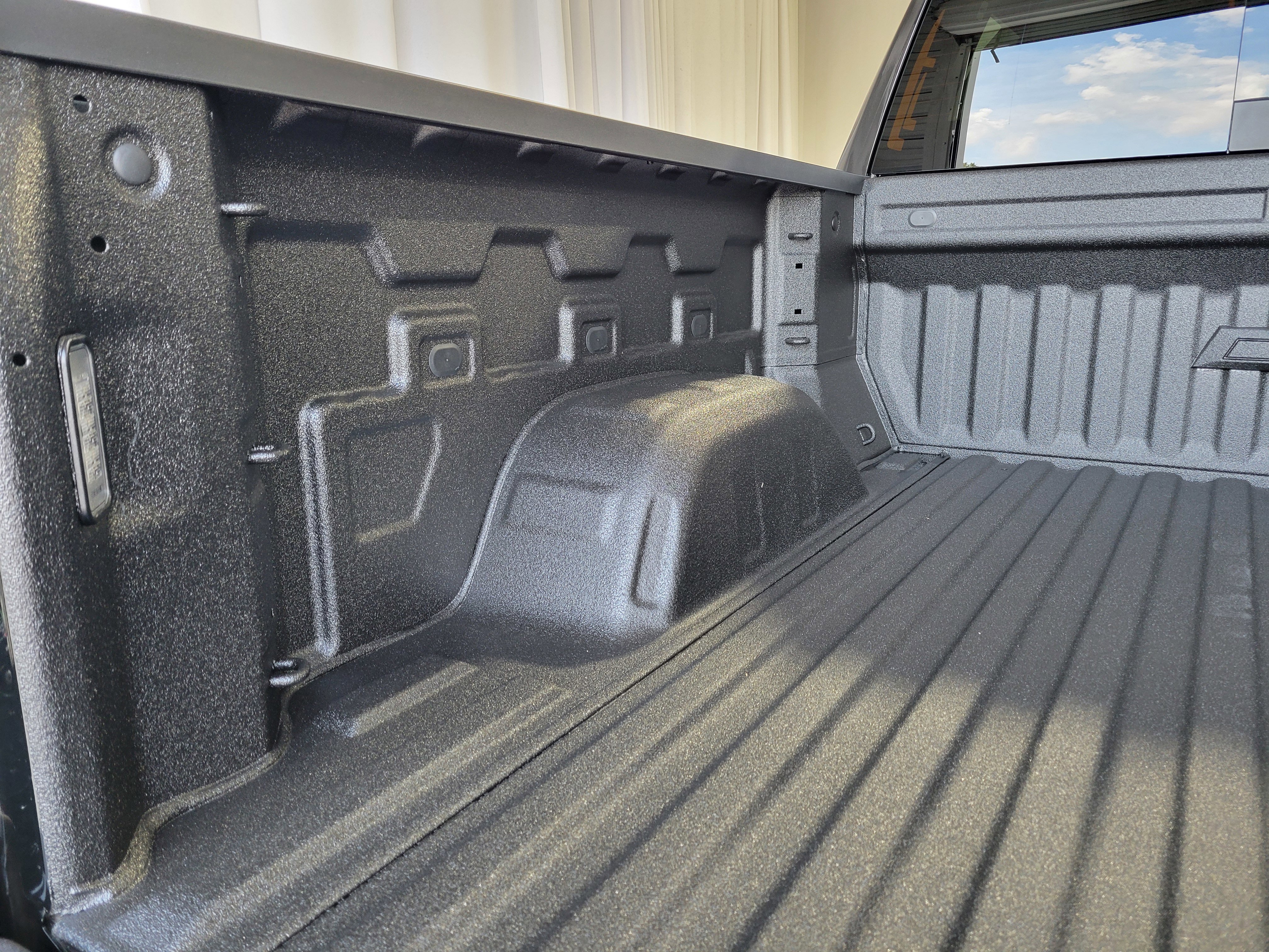 New 2026 Chevrolet Silverado 1500 High Country w/ Midnight Edition image 11