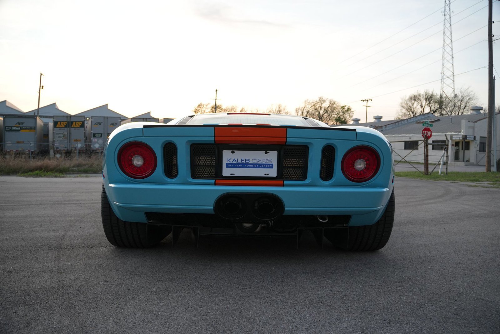 Used 2006 Ford GT RWD image 26