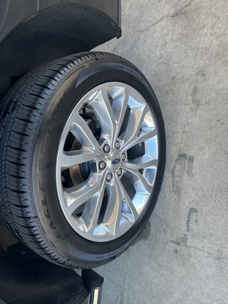 Used 2019 Ford Expedition Max Platinum AWD/4WD image 31