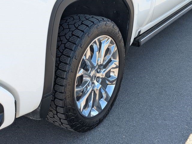 Used 2023 GMC Sierra 1500 Denali w/ Technology Package AWD/4WD image 13