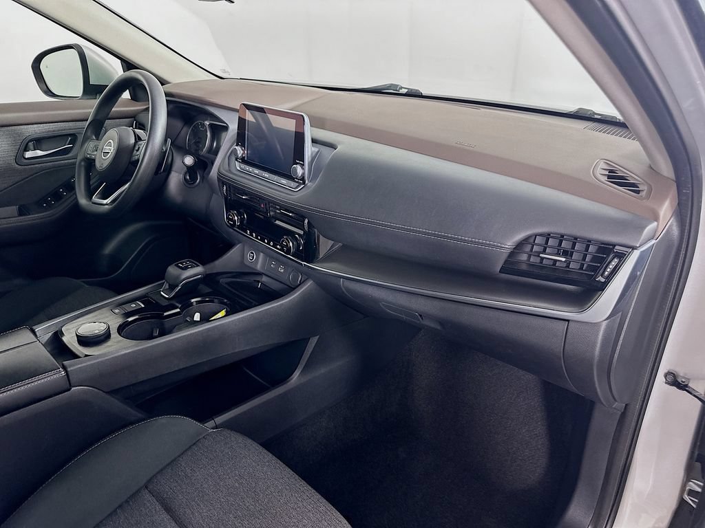 Used 2021 Nissan Rogue SV AWD/4WD image 35