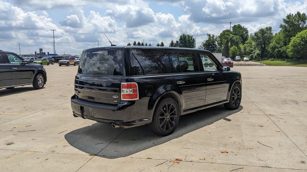 Used 2019 Ford Flex Limited w/ Limited Appearance Package AWD/4WD image 3