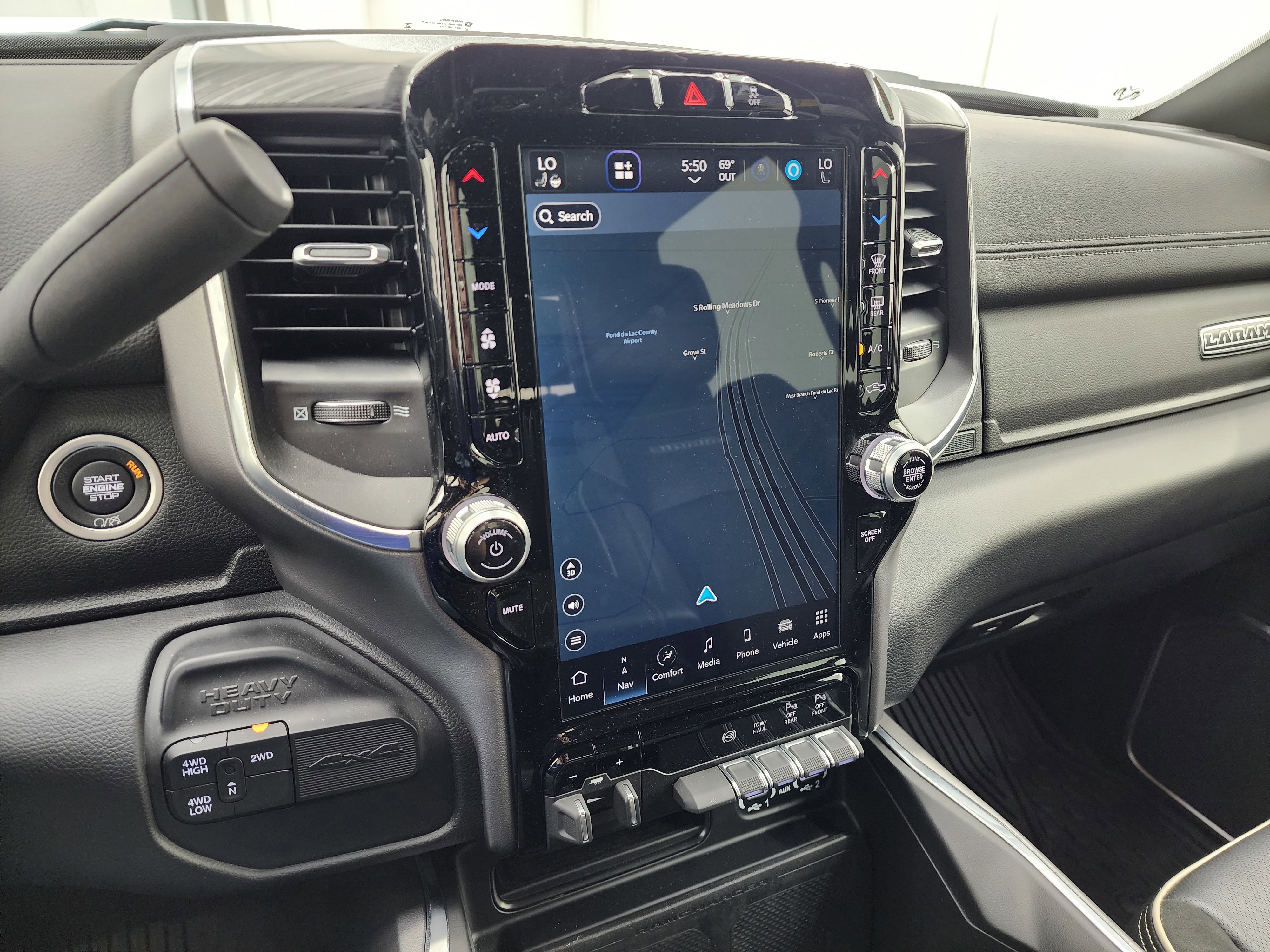 Used 2024 RAM 2500 Laramie w/ Night Edition image 11