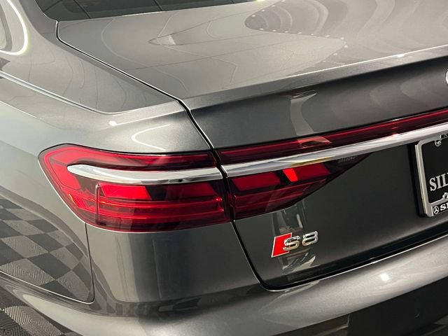 Used 2023 Audi S8 AWD/4WD image 10