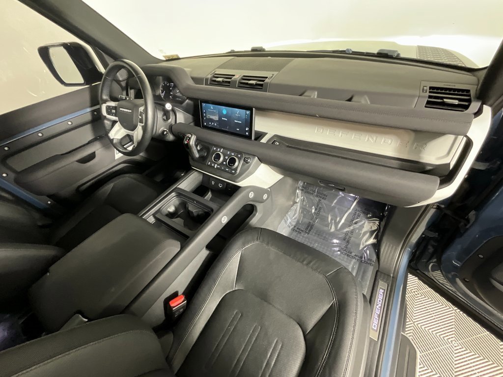 Certified 2022 Land Rover Defender 110 X-Dynamic SE image 20