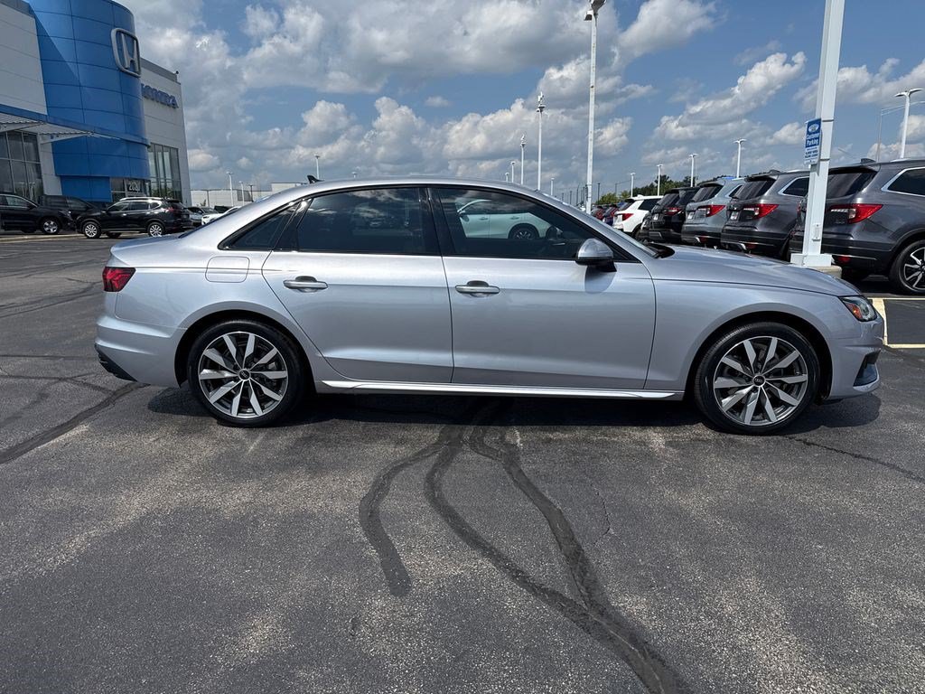 Used 2022 Audi A4 2.0T Premium Plus w/ Premium Plus Package AWD/4WD image 4