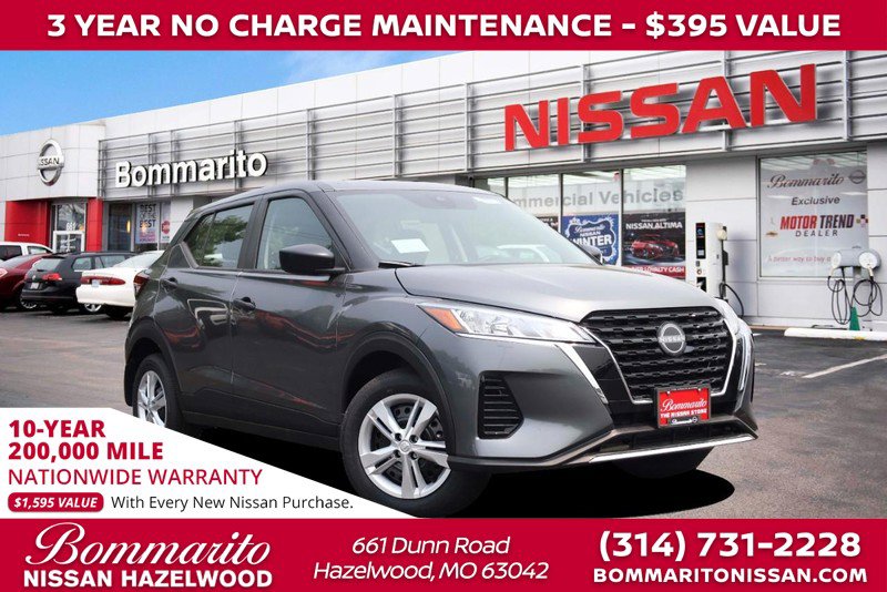 New 2025 Nissan Kicks Play S