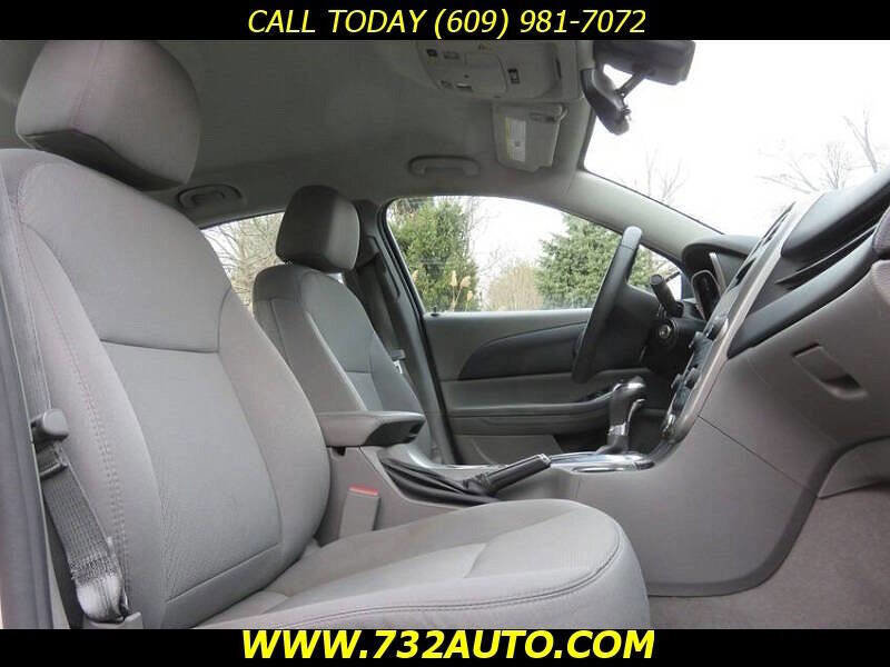 Used 2015 Chevrolet Malibu LS FWD image 7