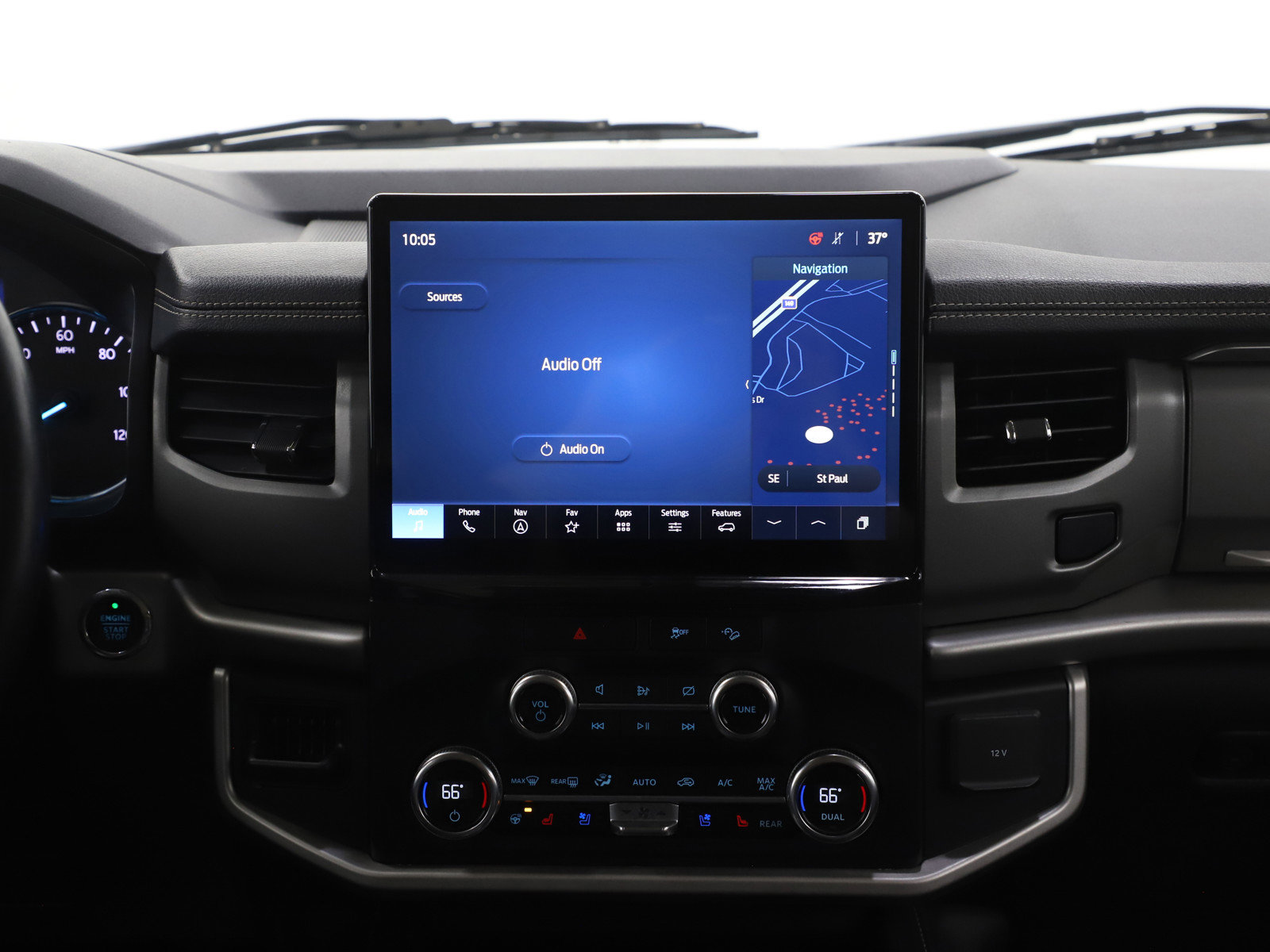 Used 2023 Ford Expedition Max XLT image 16