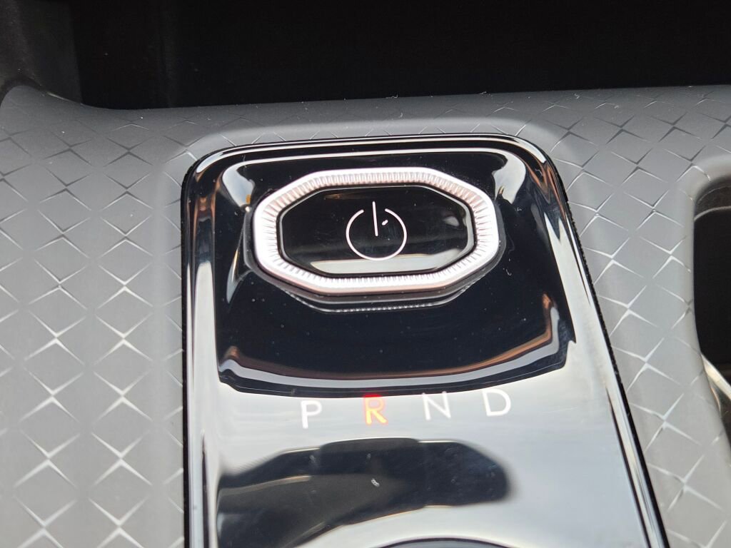 Used 2025 Jeep Wagoneer S Limited image 29