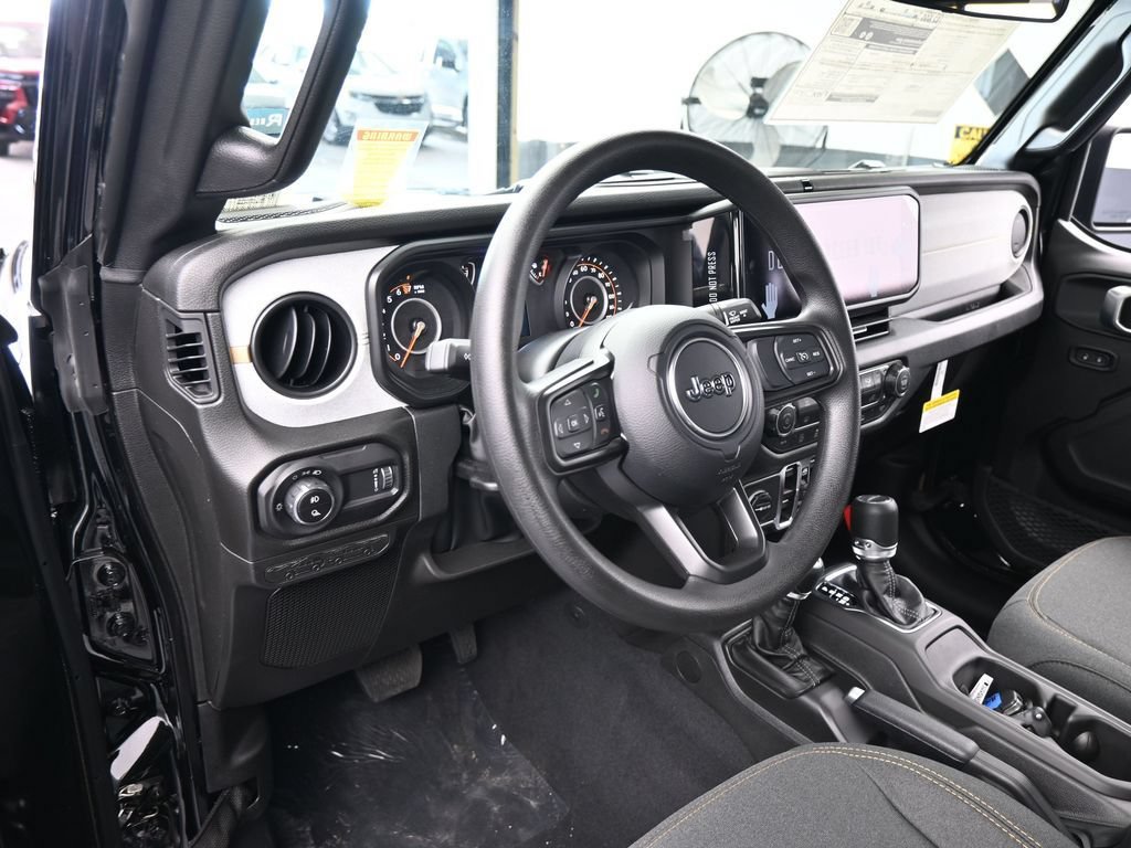 New 2026 Jeep Gladiator Sport AWD/4WD image 10