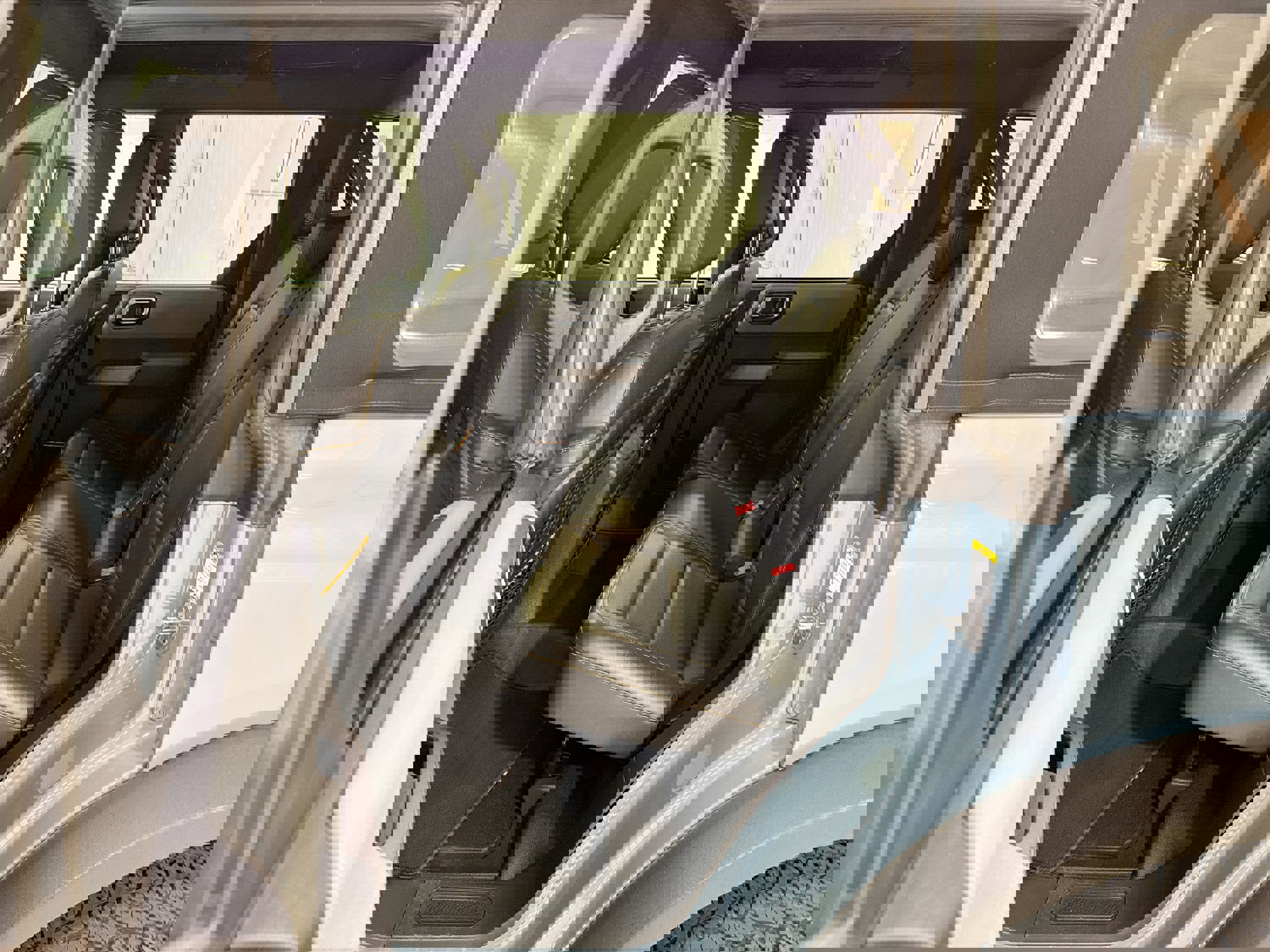 Used 2022 Ford Bronco Badlands image 23