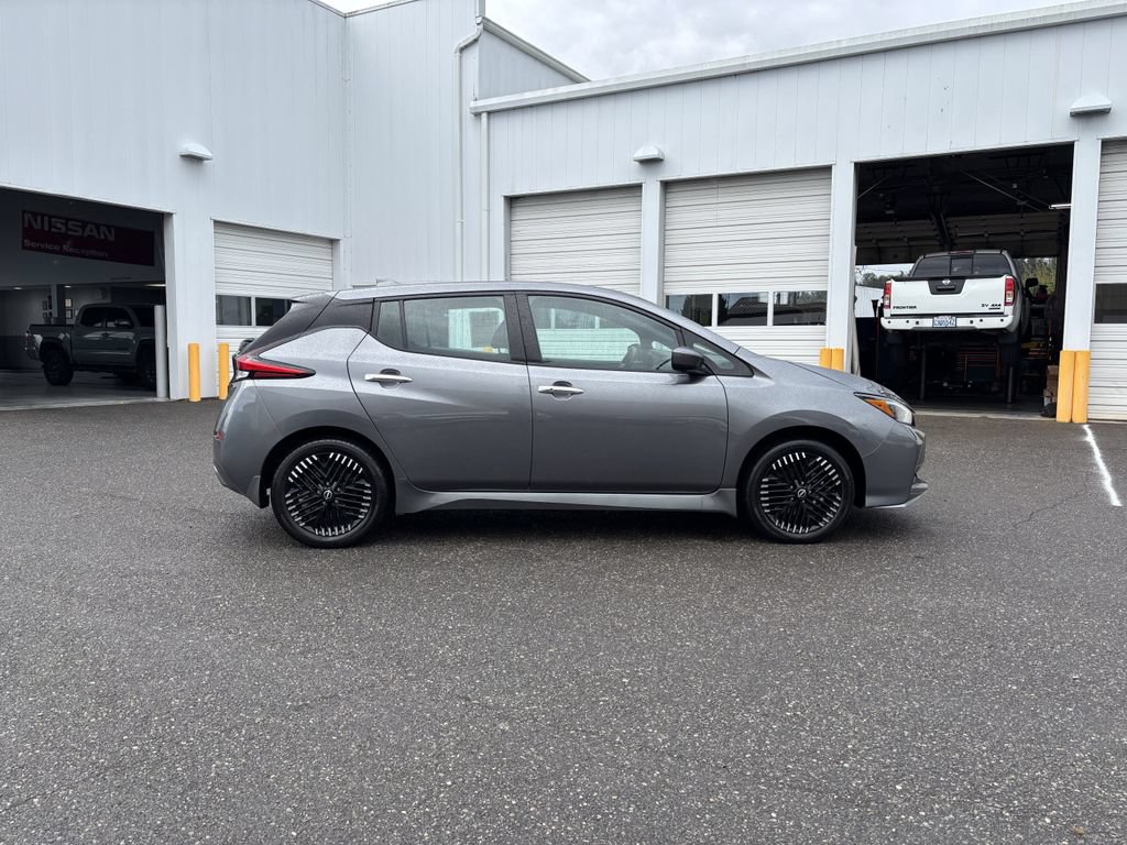 Used 2025 Nissan Leaf SV Plus FWD image 8