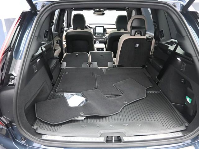Used 2026 Volvo XC90 B6 Plus w/ Protection Package Premier image 26