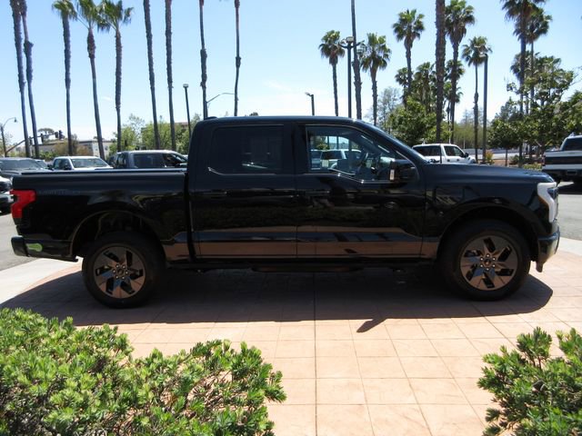 Used 2023 Ford F150 Lightning Lariat w/ Equipment Group 511A High AWD/4WD image 5