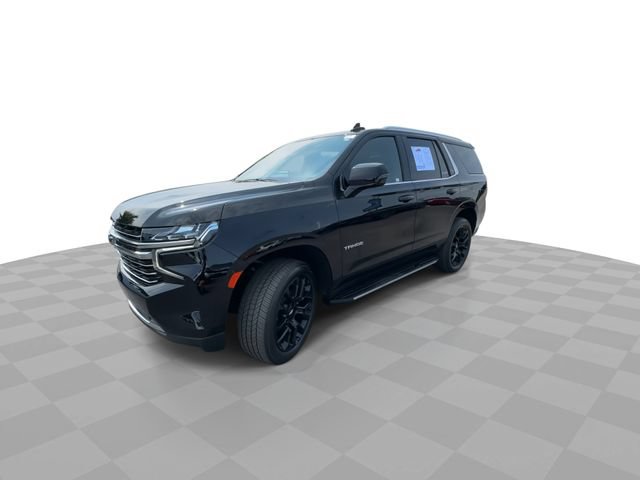 Certified 2022 Chevrolet Tahoe LT w/ Luxury Package AWD/4WD image 4