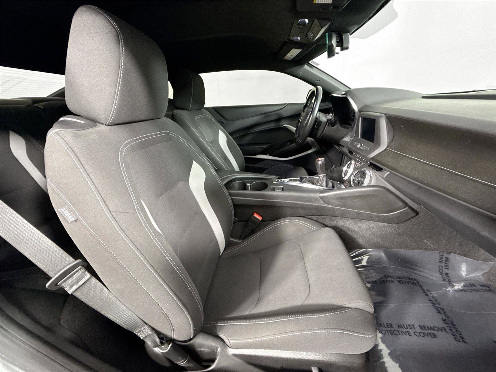 Used 2021 Chevrolet Camaro LT image 31