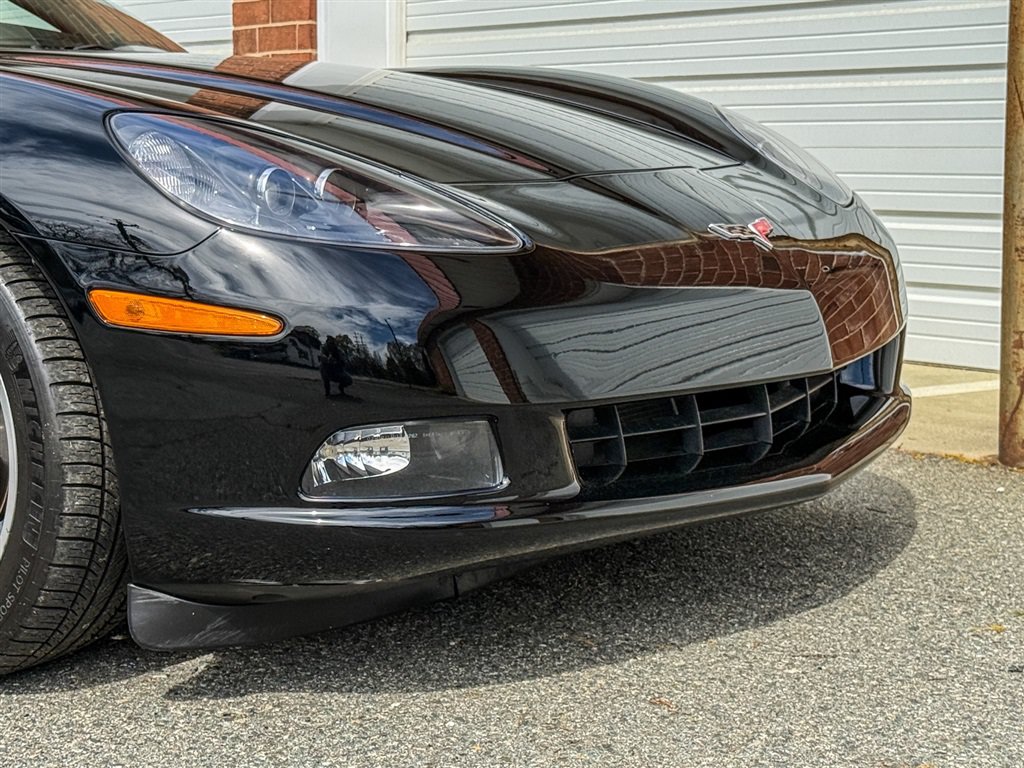 Used 2011 Chevrolet Corvette Convertible w/ Preferred Equipment Group RWD image 33