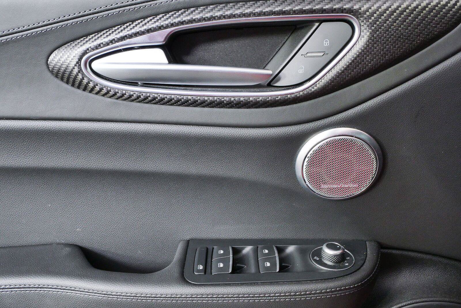 Used 2024 Alfa Romeo Giulia Quadrifoglio RWD image 6