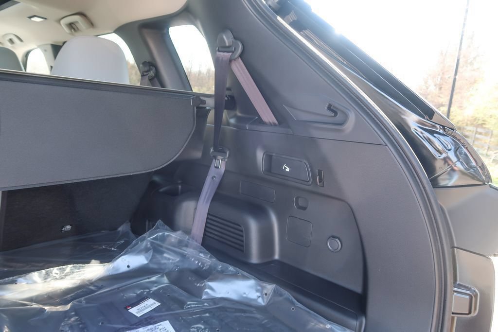 New 2026 Mitsubishi Outlander SE AWD/4WD image 12
