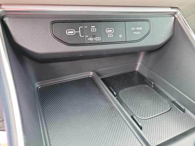 Used 2026 Kia Carnival EX FWD image 27