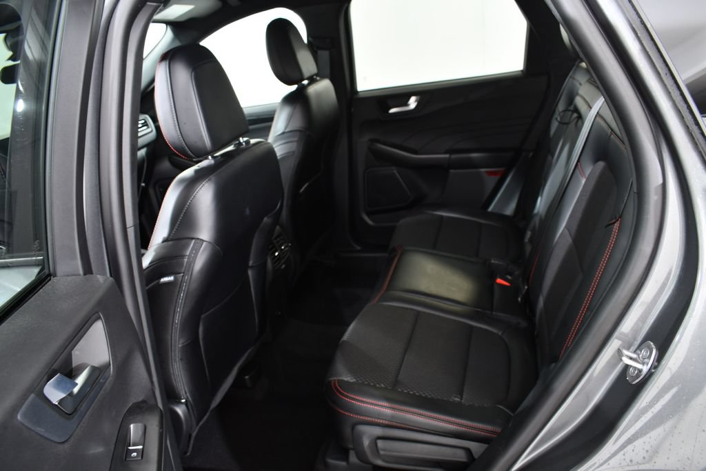Used 2024 Ford Escape ST-Line w/ Tech Pack #1 AWD/4WD image 16