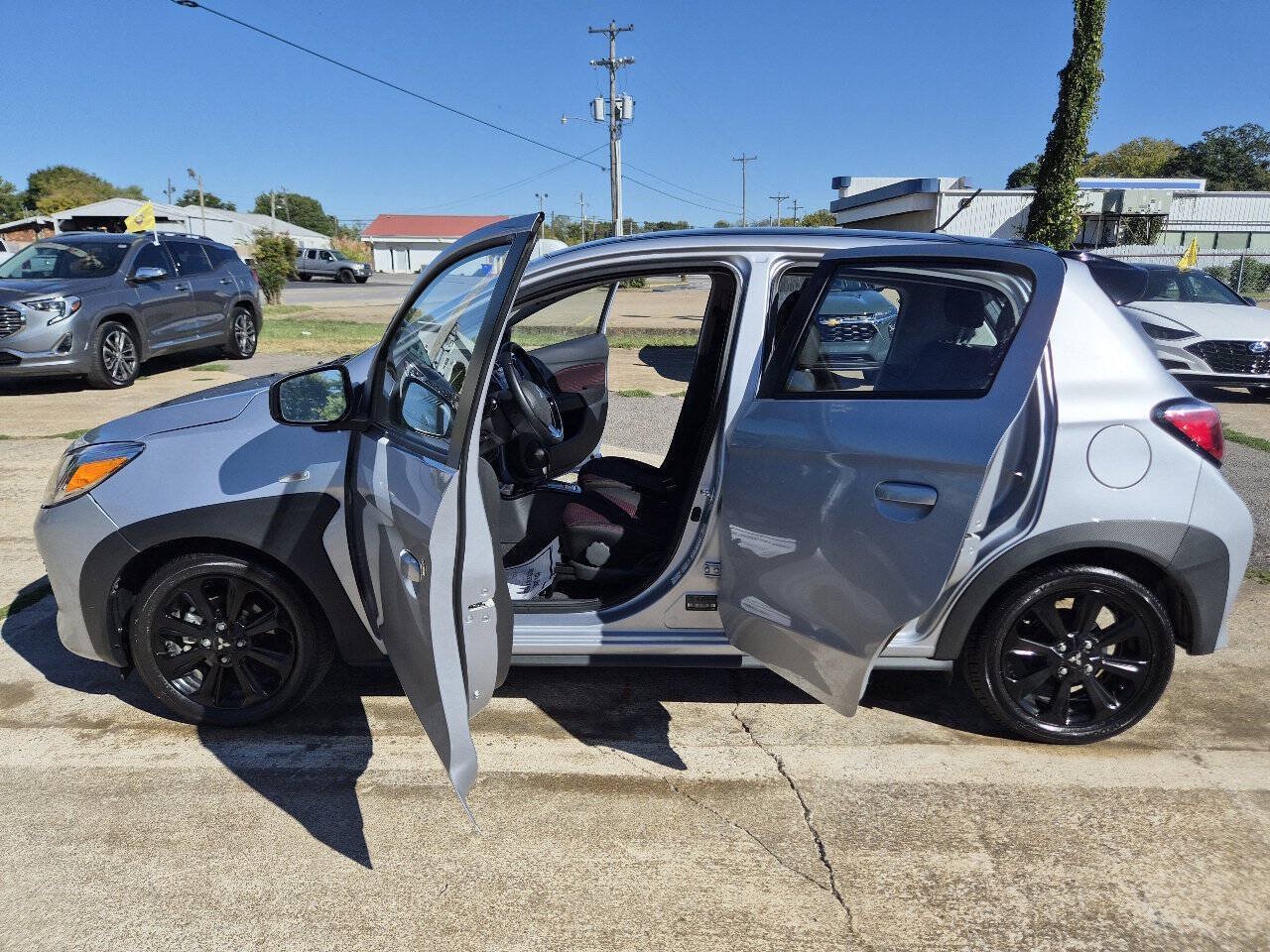 Used 2024 Mitsubishi Mirage Black Edition FWD image 18