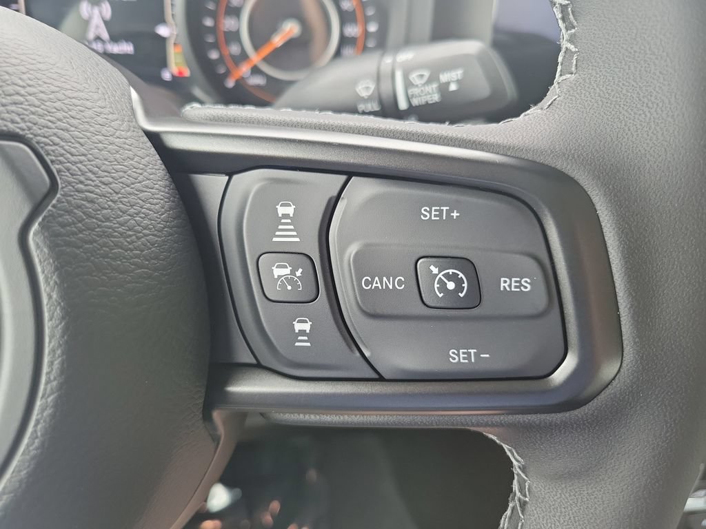 New 2026 Jeep Gladiator Sport AWD/4WD image 13