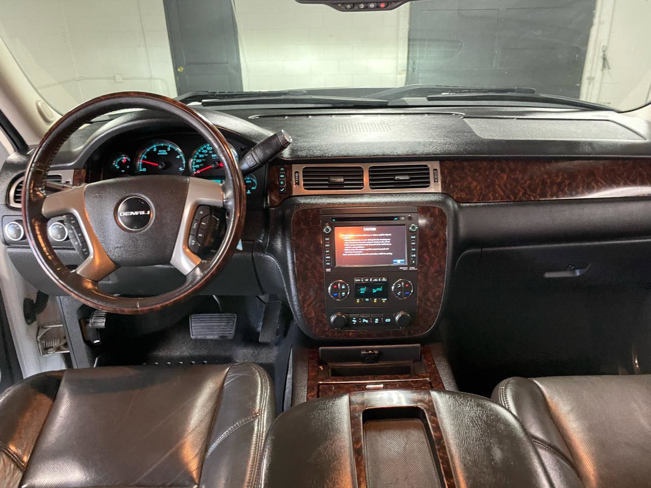 Used 2013 GMC Sierra 2500 Denali w/ Suspension Package, Off-Road image 15