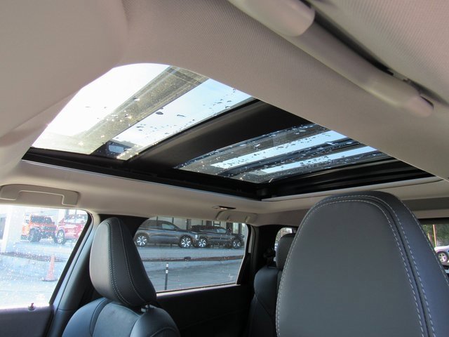 New 2025 Mitsubishi Outlander AWD image 17