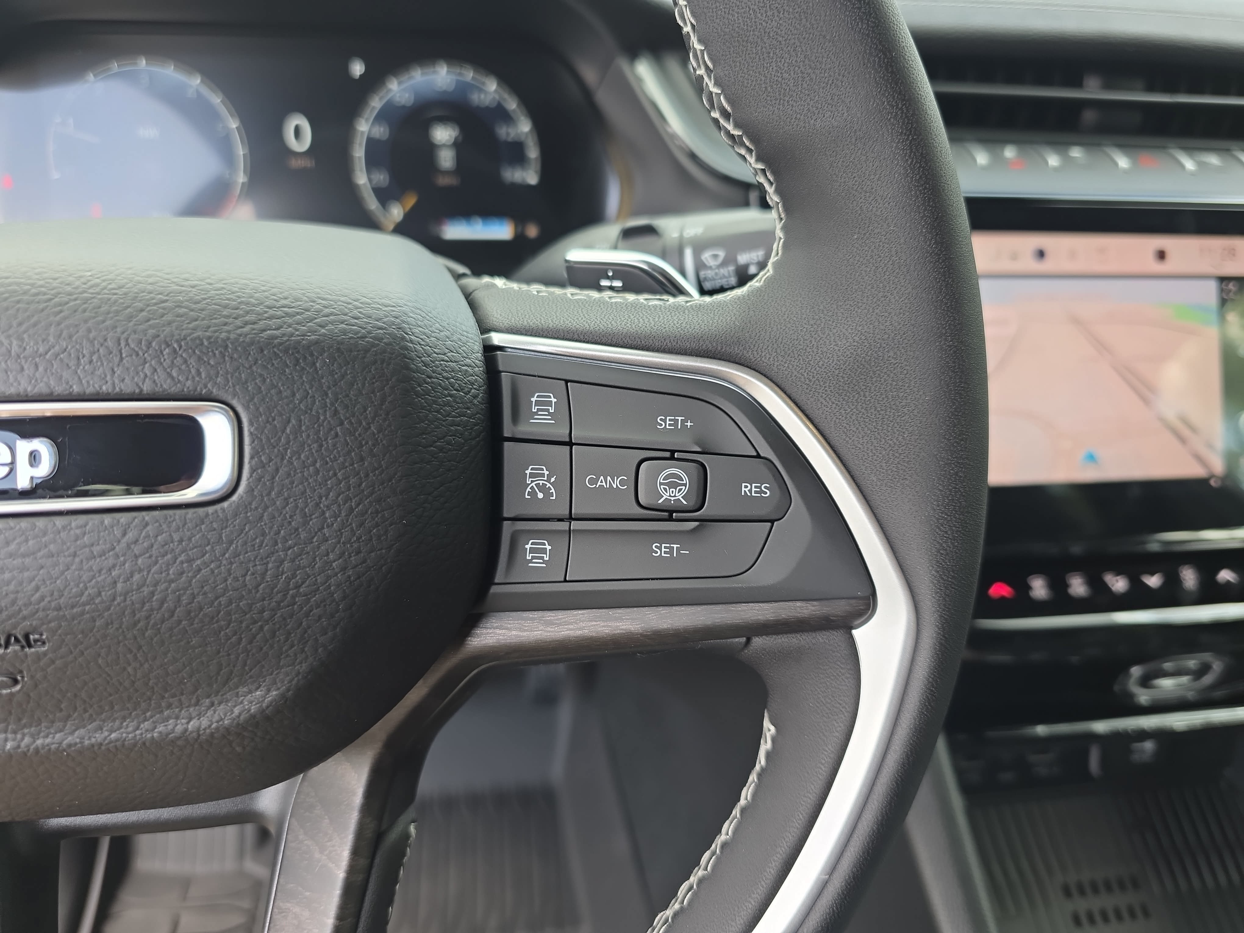 New 2026 Jeep Grand Cherokee Limited AWD/4WD image 16