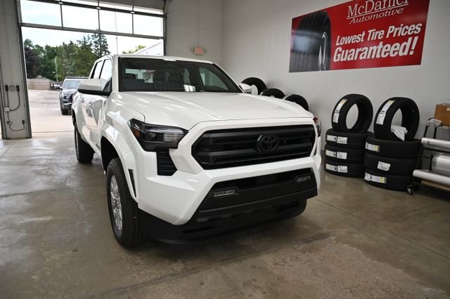 New 2026 Toyota Tacoma SR5 AWD/4WD image 3