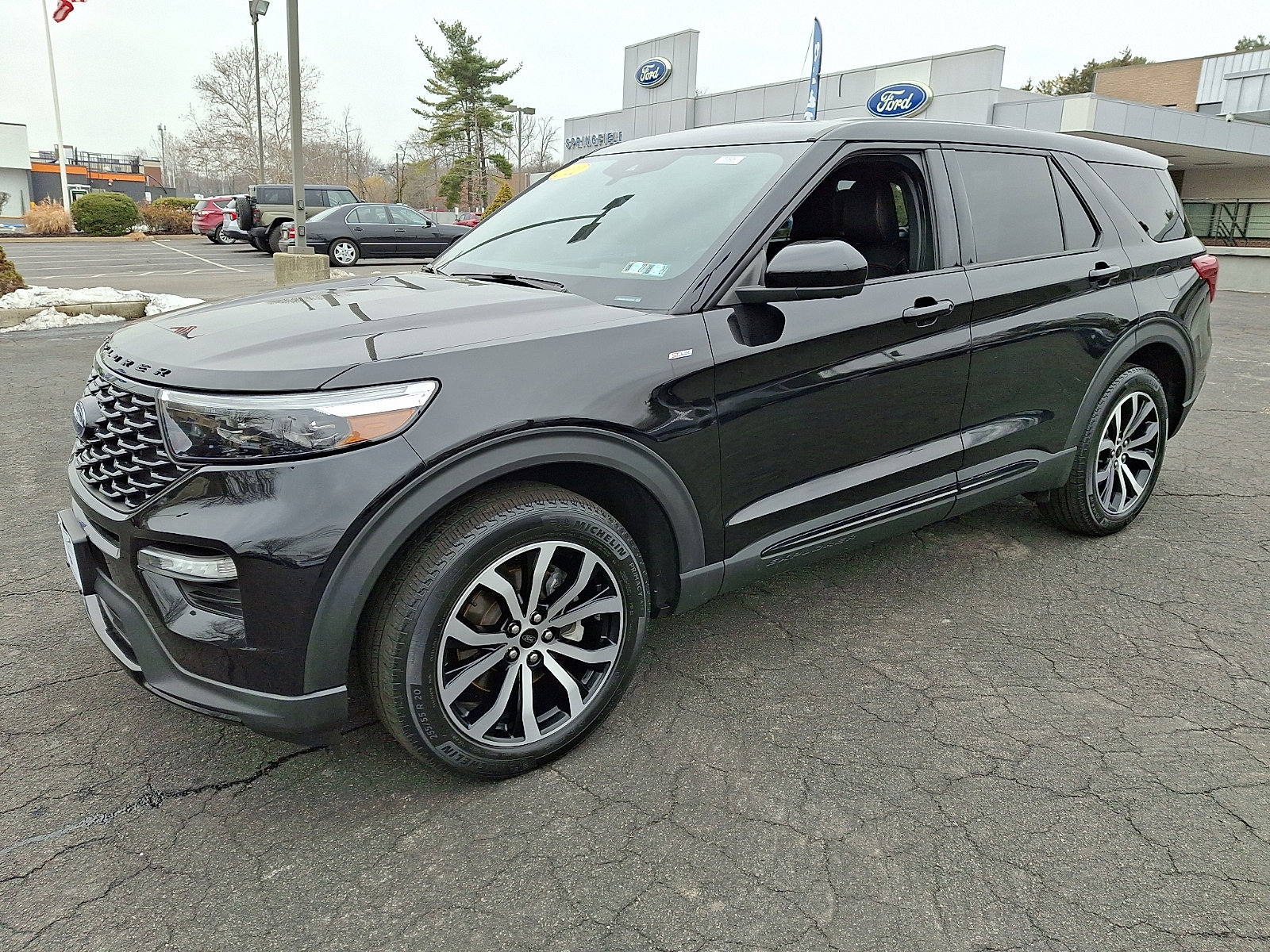 Used 2022 Ford Explorer ST-Line image 3