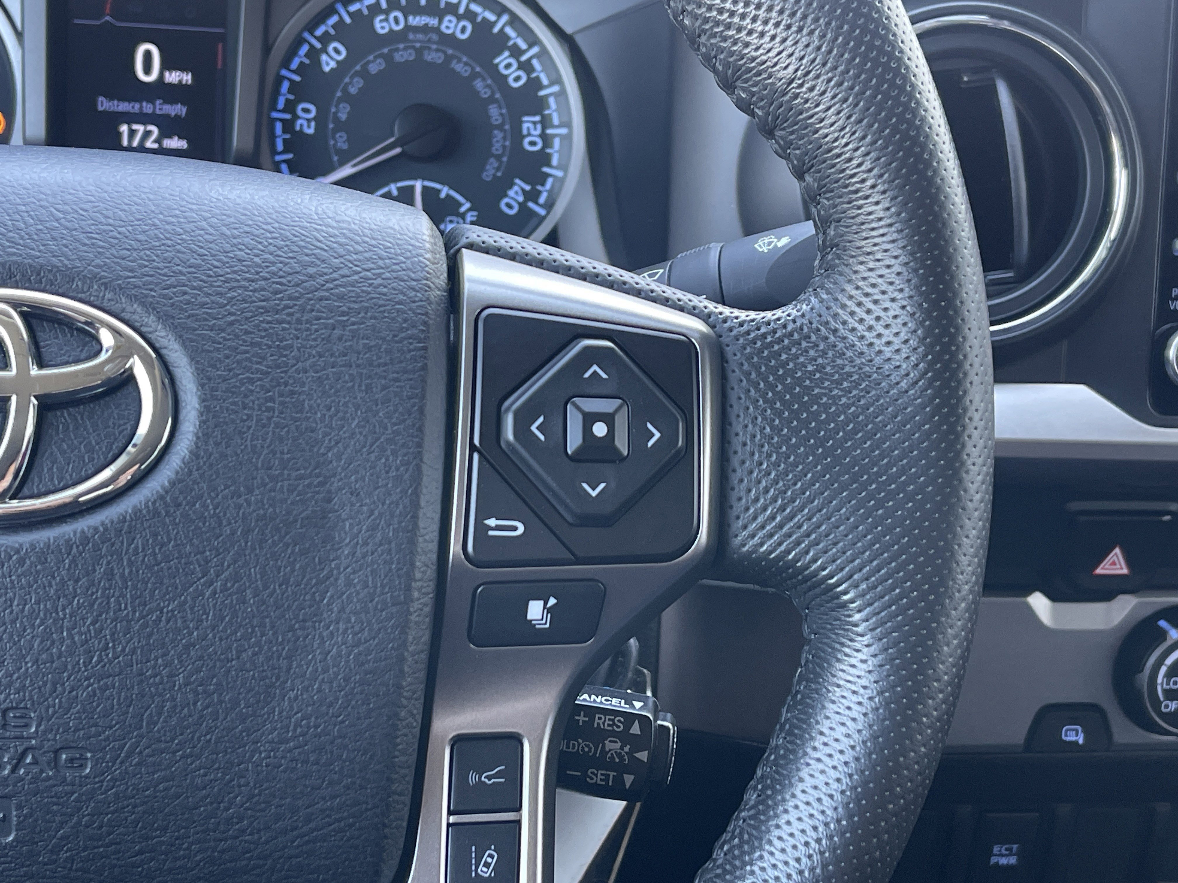 Used 2022 Toyota Tacoma SR5 image 19