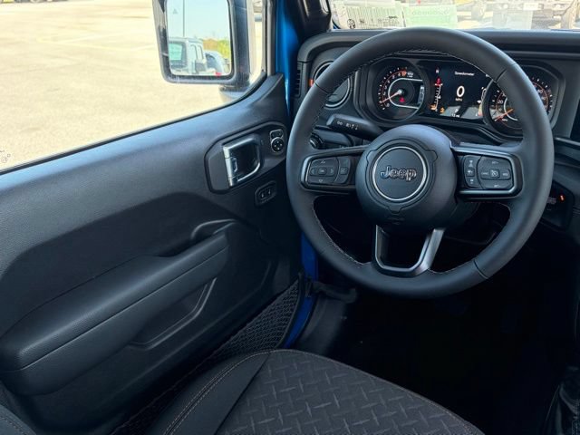 New 2026 Jeep Gladiator Mojave w/ Safety Group AWD/4WD image 31