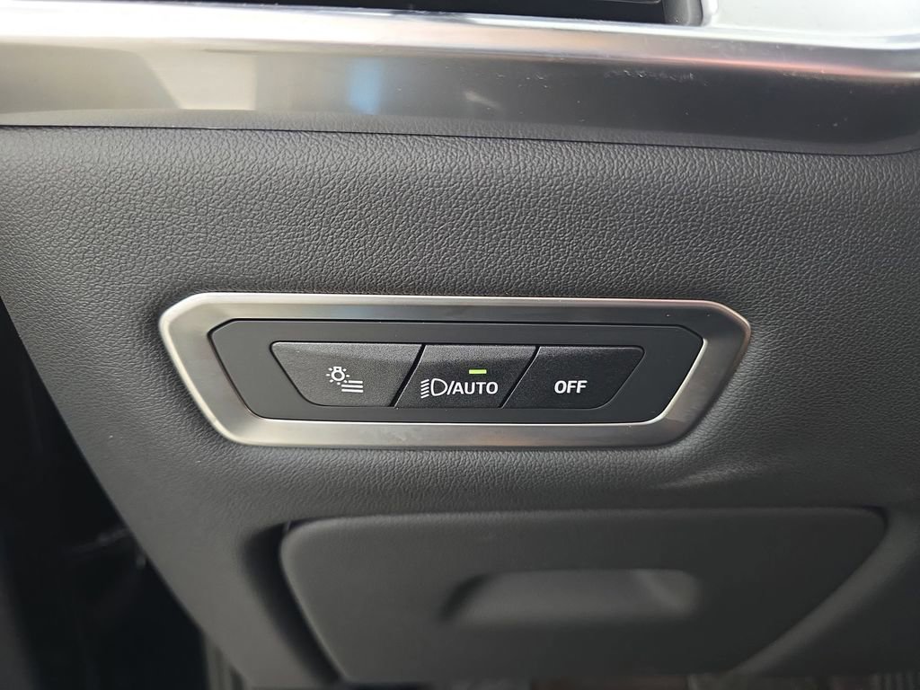 Used 2026 BMW X7 xDrive40i AWD/4WD image 30