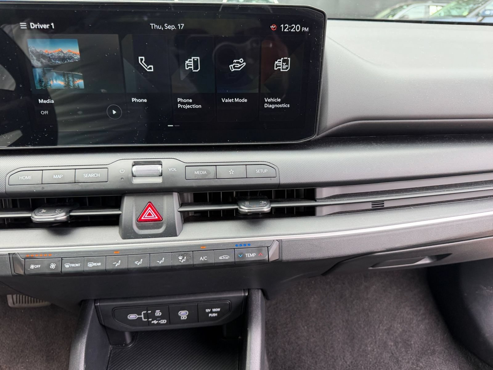 Used 2026 Kia K4 FWD image 16