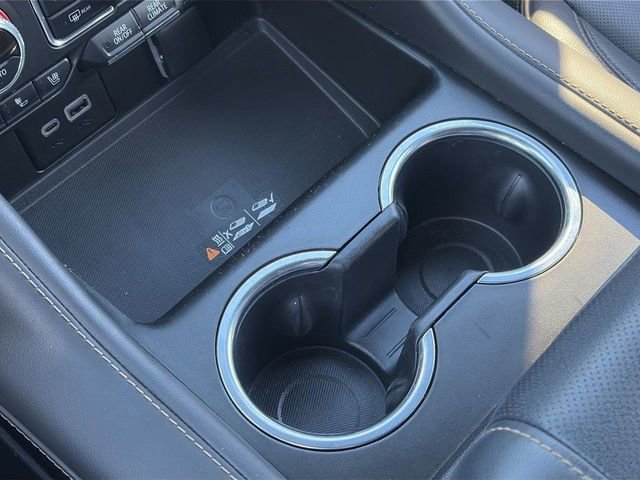 Used 2023 GMC Yukon XL AT4 w/ AT4 Premium Plus Package image 32