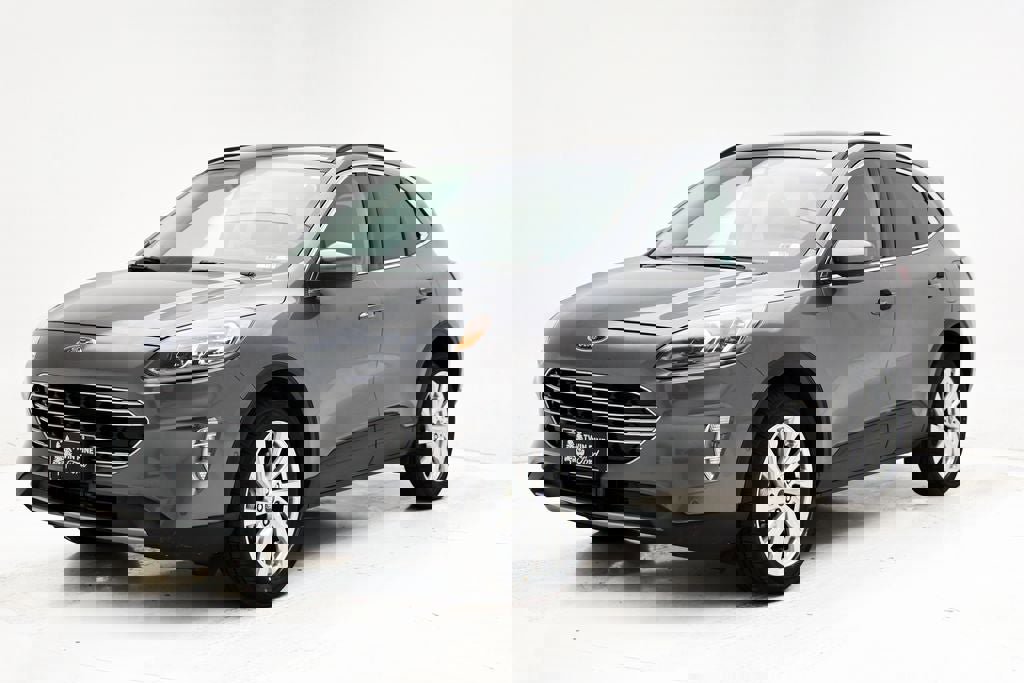 Used 2022 Ford Escape Titanium w/ Titanium Elite Package video 2