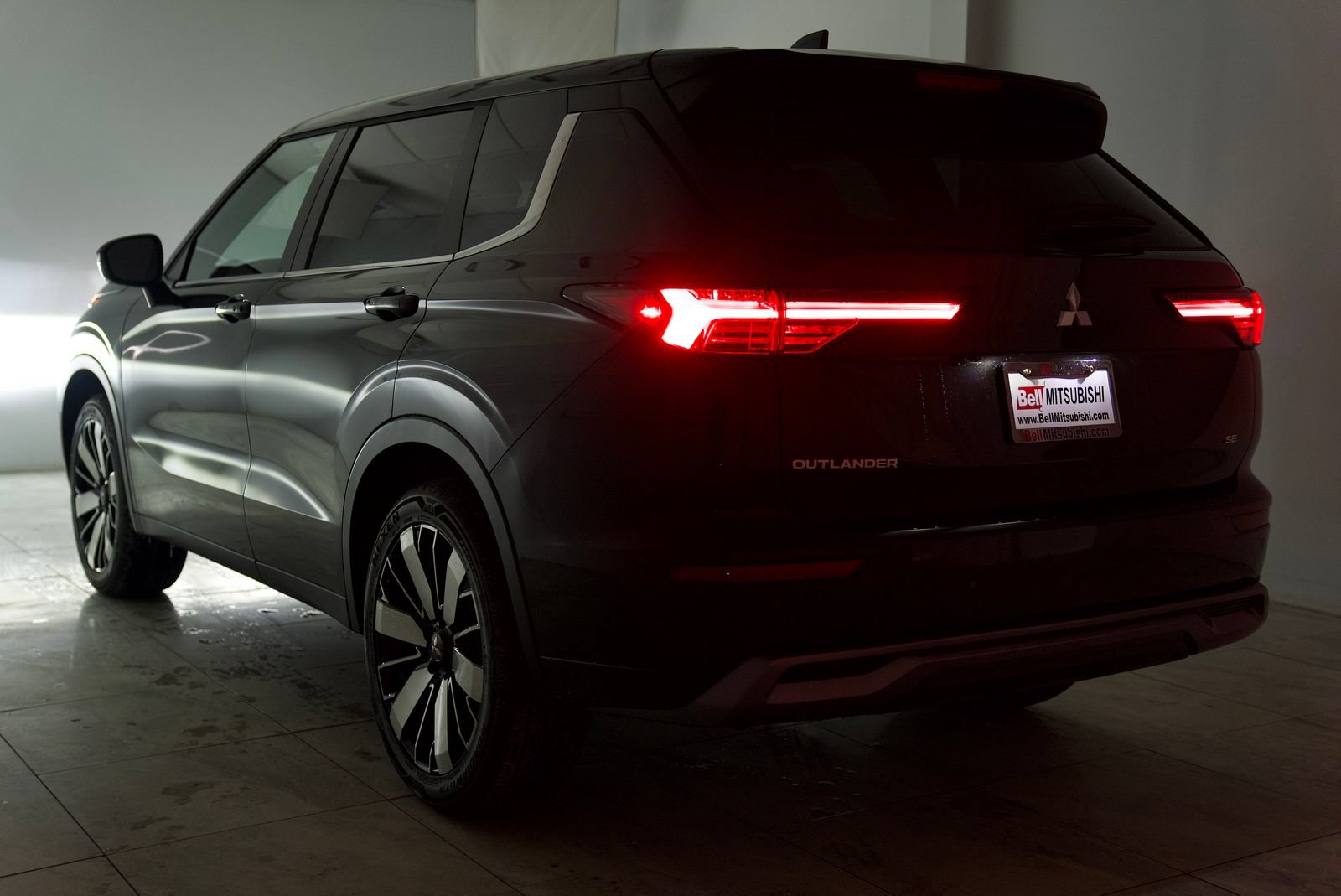 Used 2025 Mitsubishi Outlander SE AWD/4WD image 30