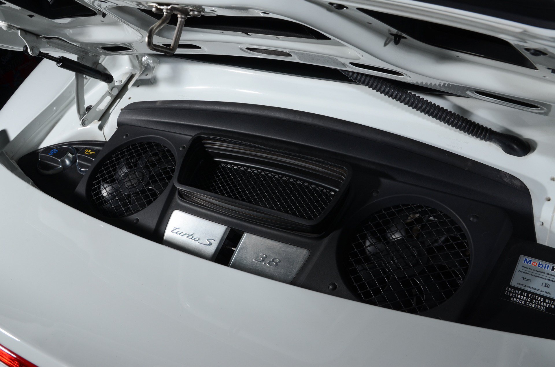 Used 2014 Porsche 911 Turbo S AWD/4WD image 12