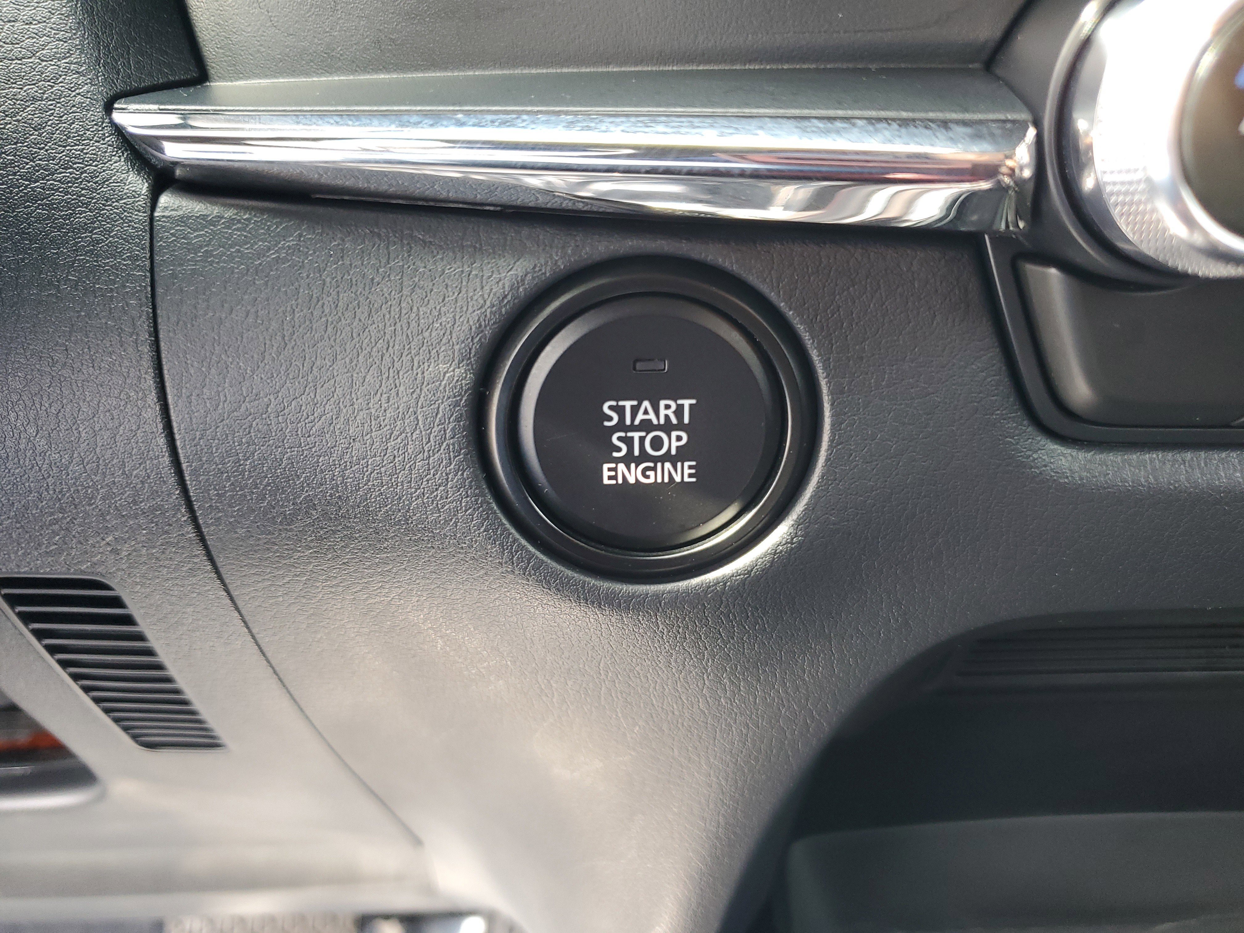 Used 2025 MAZDA CX-30 AWD 2.5 S w/ Preferred Package image 25