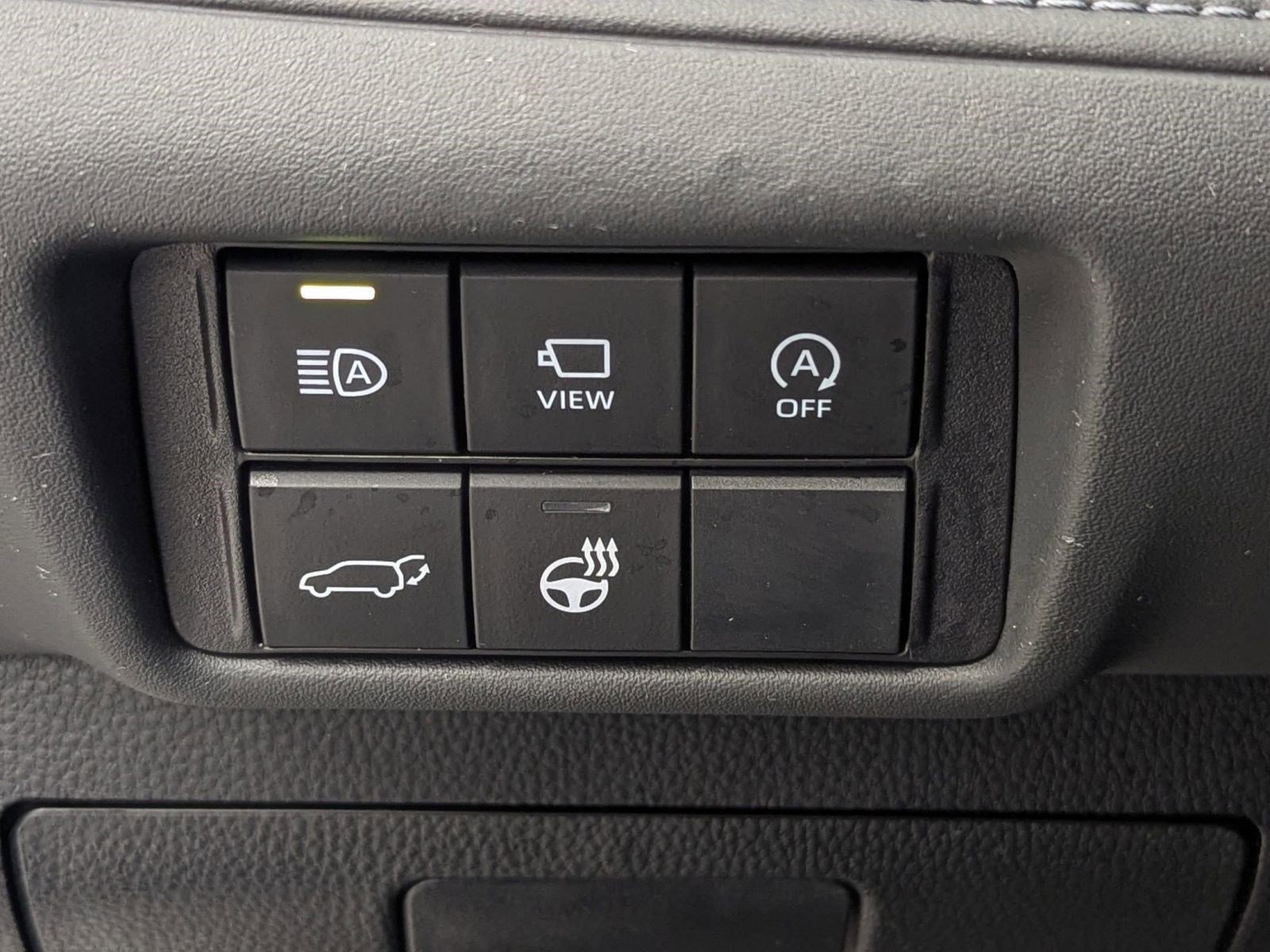 Used 2023 Toyota Highlander Limited image 15