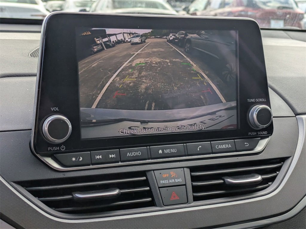 Used 2025 Nissan Altima 2.5 SR image 17