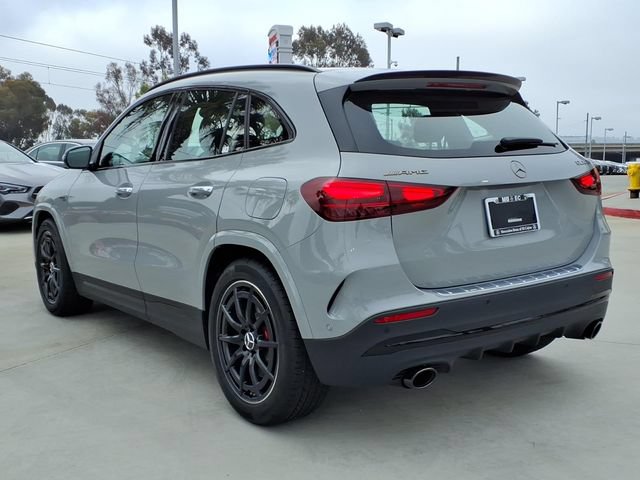 New 2026 Mercedes-Benz GLA 35 AMG 4MATIC image 21