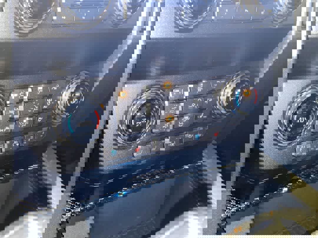 Used 2019 Ford F150 Raptor w/ Equipment Group 802A Luxury image 18